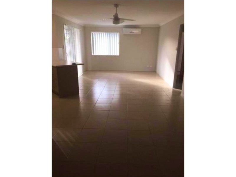 4 Maybush Way, Pimpama QLD 4209