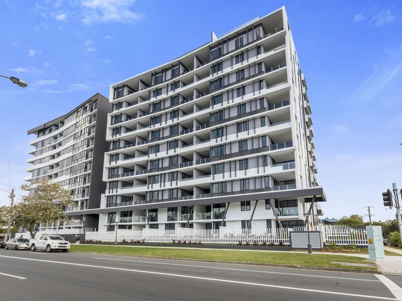 Apartment 2014/123-125 Cavendish Road, Coorparoo QLD 4151
