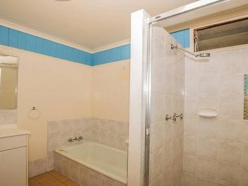 21 Stamford Street, Yeerongpilly QLD 4105