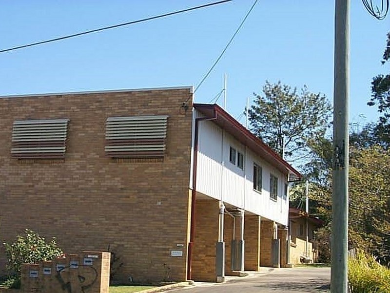 2/12 BOWER STREET, Annerley QLD 4103