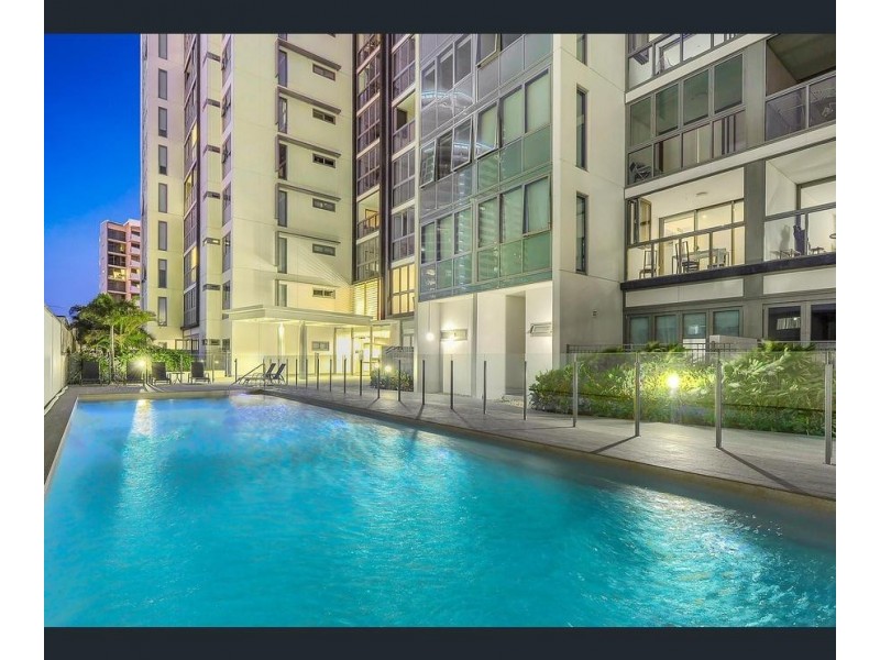 Apartment 2051/16 Hamilton Place, Bowen Hills QLD 4006