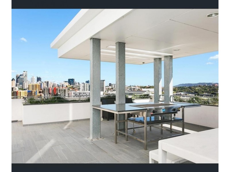 Apartment 2051/16 Hamilton Place, Bowen Hills QLD 4006