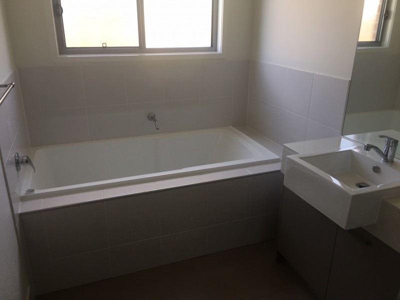 3 Hoop Pine Circuit, Coomera QLD 4209