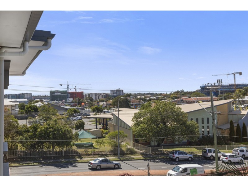 11 Bromilow Street, Kedron QLD 4031