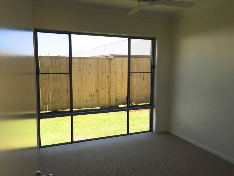 55 Ravenbourne Circuit, Capalaba QLD 4157