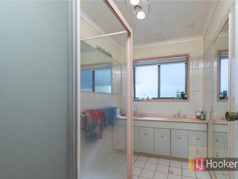 23 Mabel Street, Oxley QLD 4075