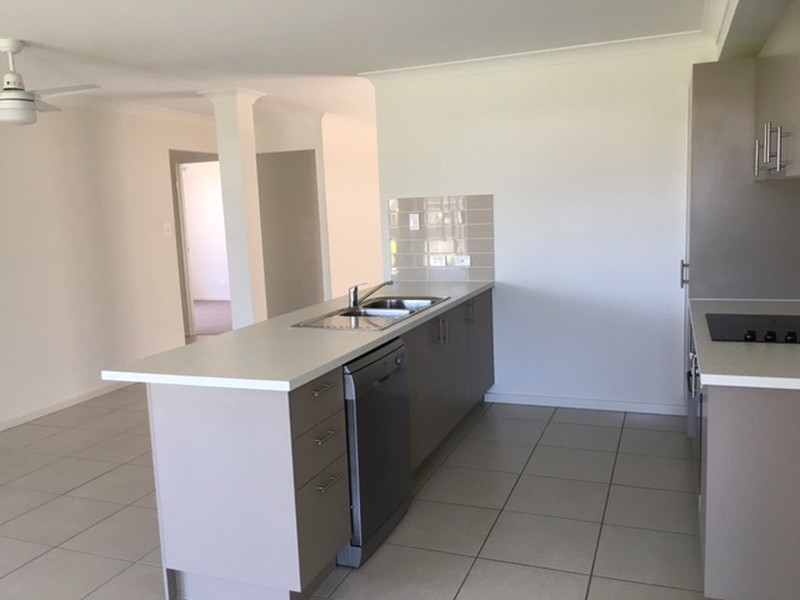 52 Stirling Circuit, Redbank Plains QLD 4301