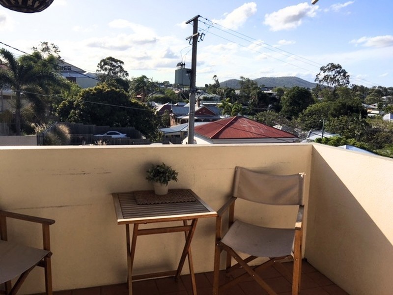 2/125 Latrobe Terrace, Paddington QLD 4064