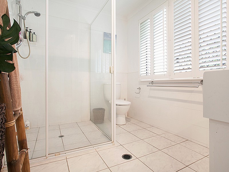 8 Chrystal Street, Paddington QLD 4064