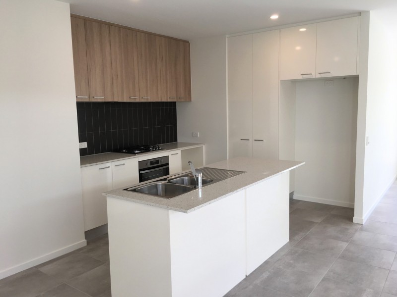 16 Crinum Circuit, Coomera QLD 4209