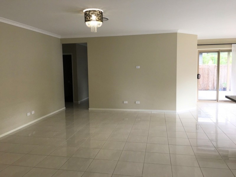 10 Finnegan Circuit, Oxley QLD 4075