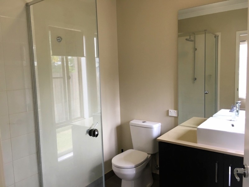 10 Finnegan Circuit, Oxley QLD 4075