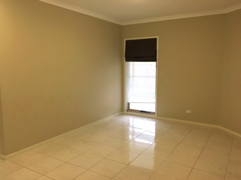 10 Finnegan Circuit, Oxley QLD 4075
