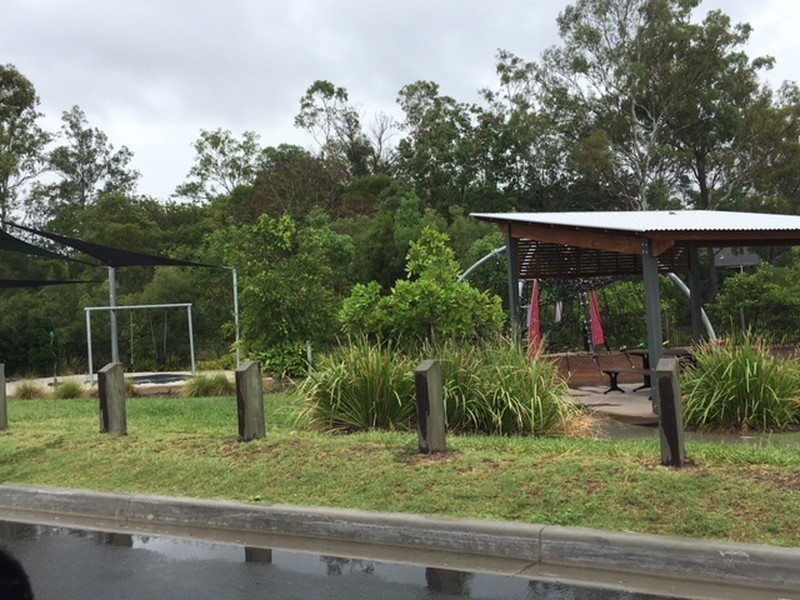 10 Finnegan Circuit, Oxley QLD 4075