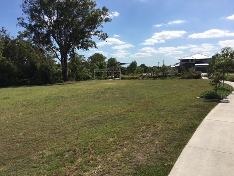 10 Finnegan Circuit, Oxley QLD 4075
