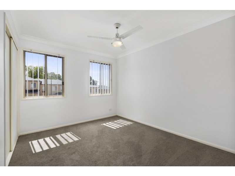 16/10 Chapman Place, Oxley QLD 4075