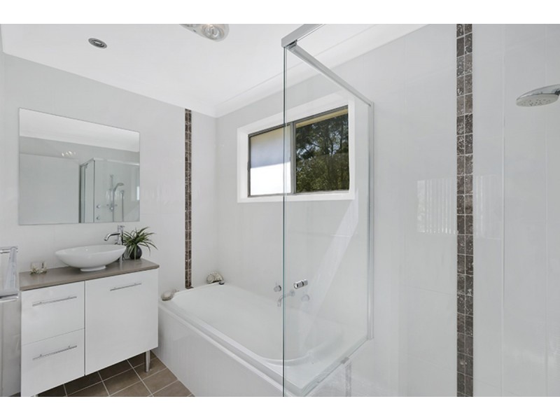 19 South Crescent, North Gosford NSW 2250