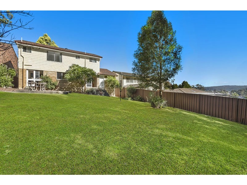 19 South Crescent, North Gosford NSW 2250