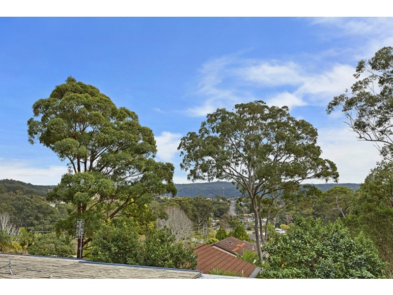 27 South Crescent, North Gosford NSW 2250