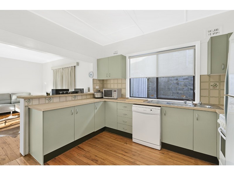 30 Avoca Drive, Avoca Beach NSW 2251