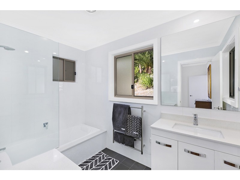 28 Heath Road, Hardys Bay NSW 2257