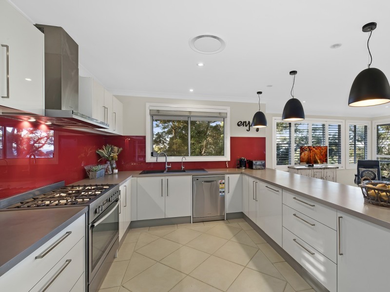 132 Hillside Road, Avoca Beach NSW 2251