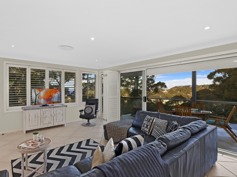 132 Hillside Road, Avoca Beach NSW 2251