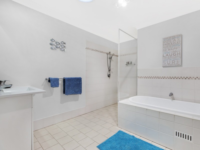 132 Hillside Road, Avoca Beach NSW 2251