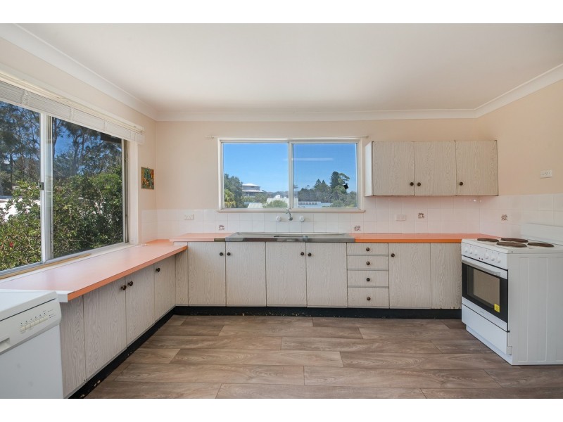 19 Del Rio Drive, Copacabana NSW 2251