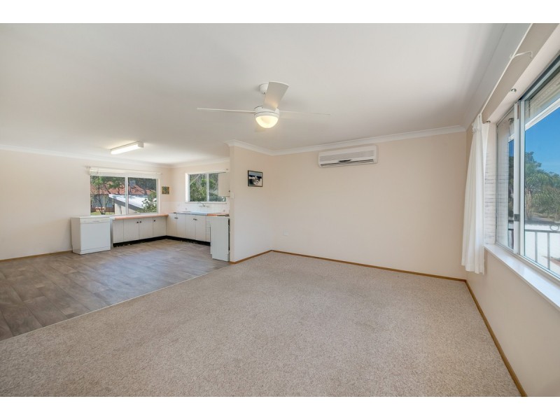 19 Del Rio Drive, Copacabana NSW 2251