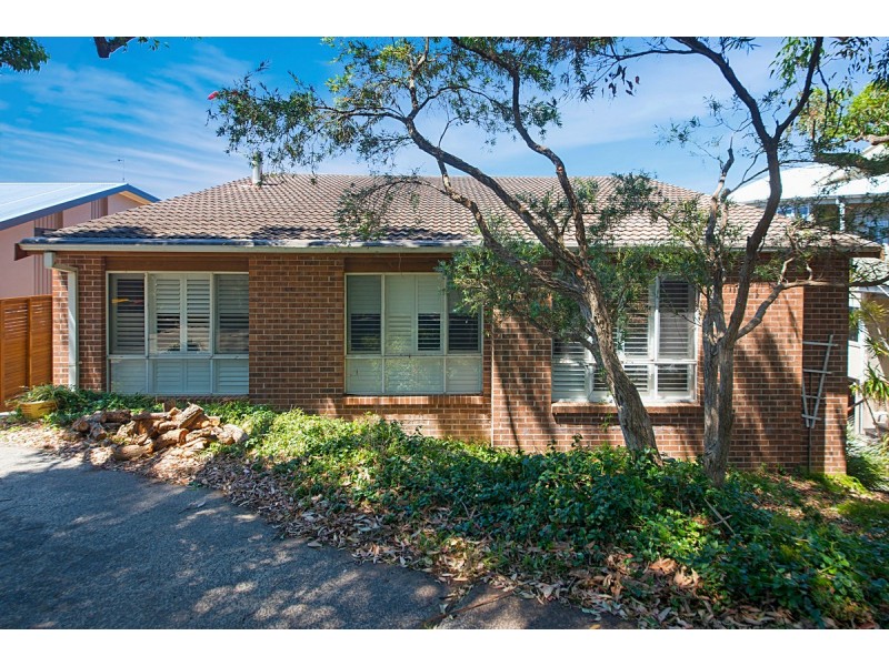 83 Del Monte Place, Copacabana NSW 2251