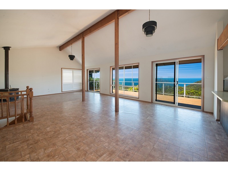 83 Del Monte Place, Copacabana NSW 2251