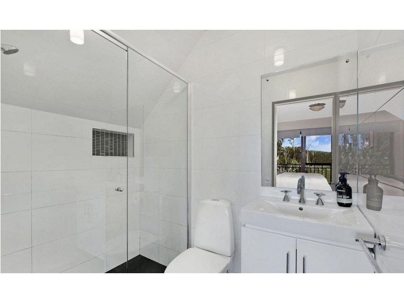 21 Palmgrove Place, North Avoca NSW 2260