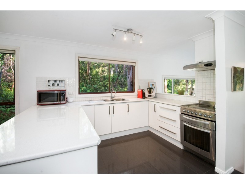 21 Palmgrove Place, North Avoca NSW 2260
