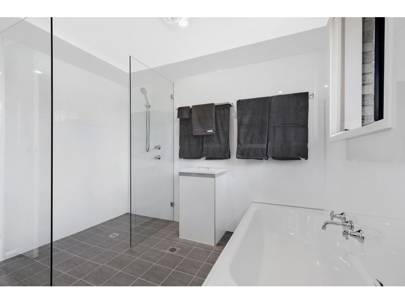69 Del Mar Drive, Copacabana NSW 2251