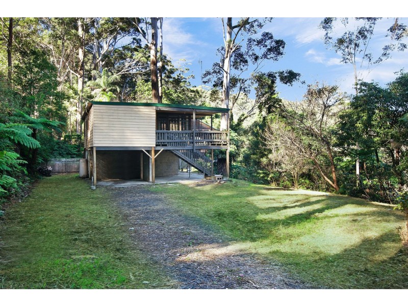 18 Palmgrove Place, North Avoca NSW 2260