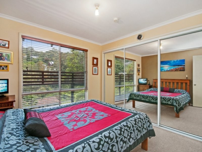 8 Rengbari Place, Avoca Beach NSW 2251