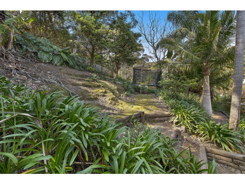 8 Rengbari Place, Avoca Beach NSW 2251