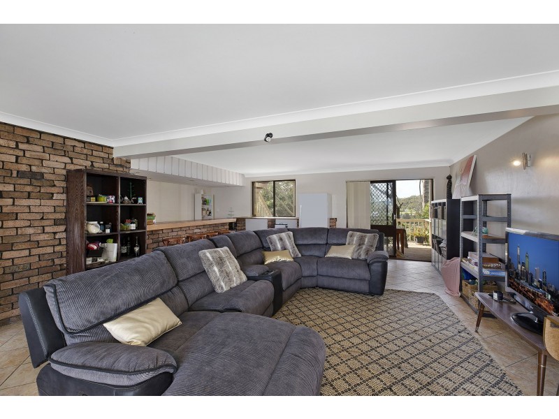 39 Circulo Drive, Copacabana NSW 2251