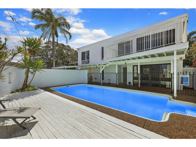 39 Circulo Drive, Copacabana NSW 2251