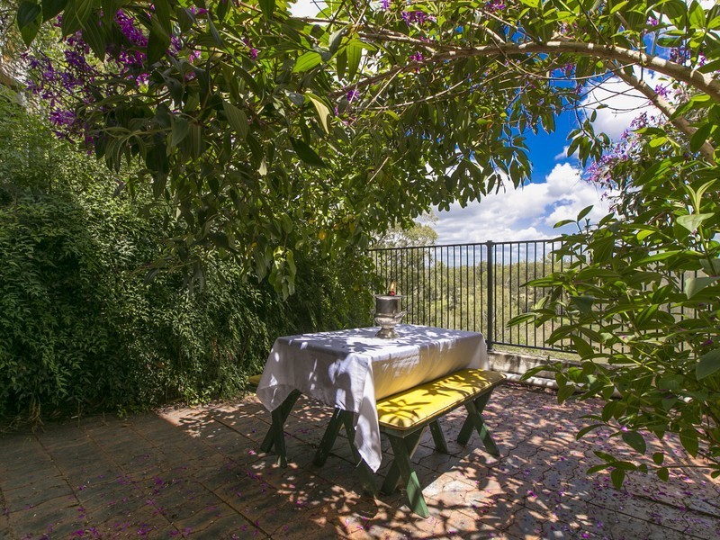 155 Mt Ommaney Drive, Jindalee QLD 4074