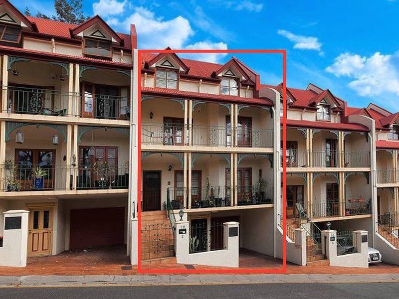 Unit 2/16 Sexton Street, Petrie Terrace QLD 4000