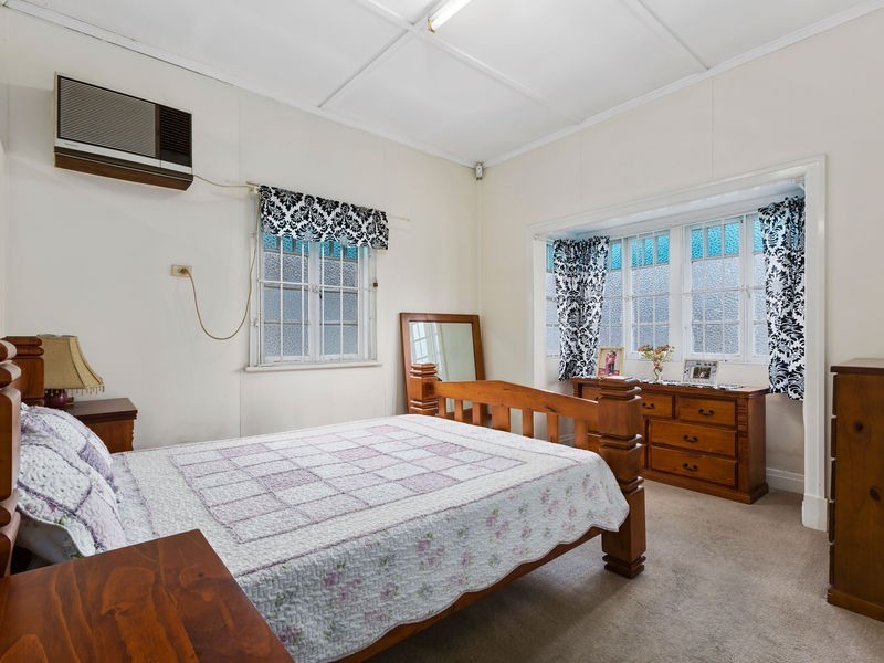 2 East Street, Ipswich QLD 4305