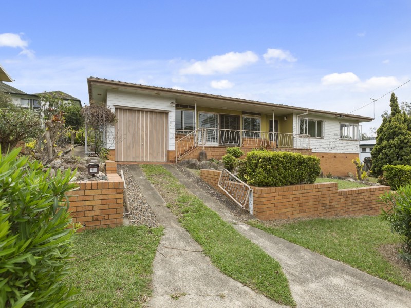 18 Kullaroo Street, The Gap QLD 4061