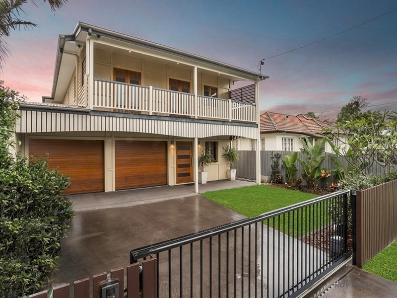 207 Verney Road East, Graceville QLD 4075