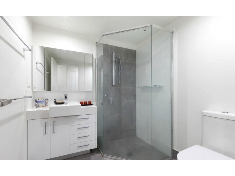 204/35 McDougall Street, Milton QLD 4064