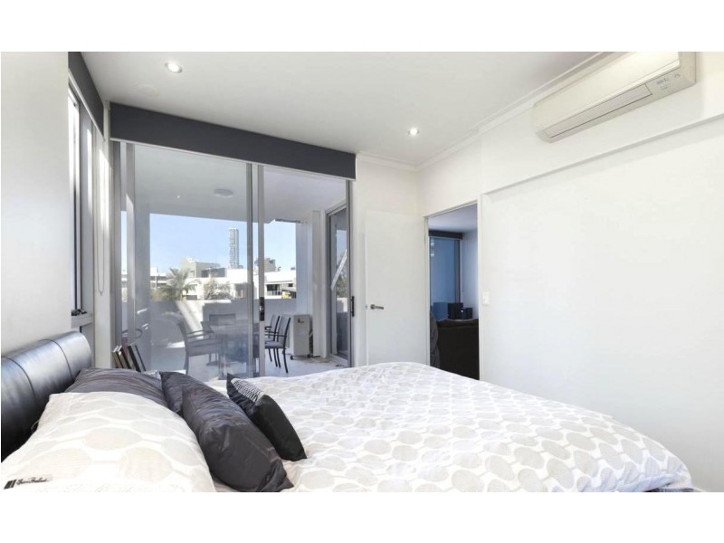 204/35 McDougall Street, Milton QLD 4064