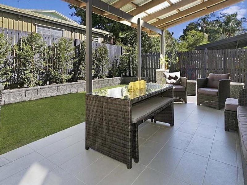 281 Verney Road East, Graceville QLD 4075