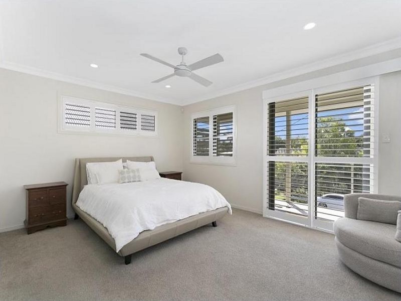 281 Verney Road East, Graceville QLD 4075