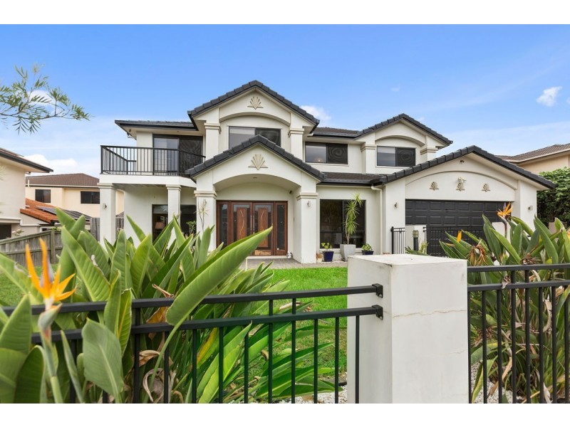 126 The Parkway, Stretton QLD 4116